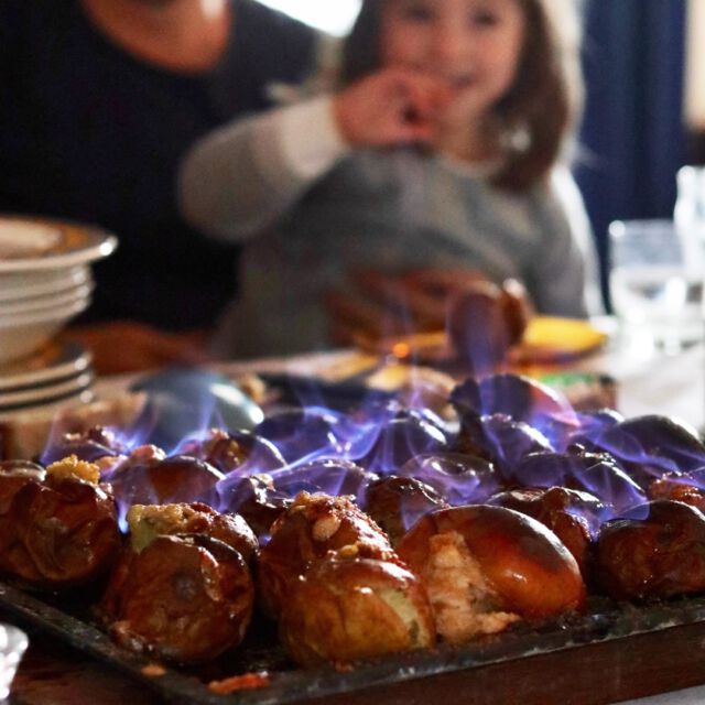 Manzanas asadas flambeadas ¡qué celebración del otoño! #huerto #huerta #huertourbano #huertoecologico #huertoencasa #huertaencasa #huertocasero #ecologico #macetohuerto #huertaorganica #huertocurativo #jardin #foodie #huertoterapia #fruta #frutas #manzanas #postres #vegetariano #vegano #vegan #veganfood #vegana #slowfood #healthyfood #recetas #recetascaseras #comidavegetariana #instafood #bio